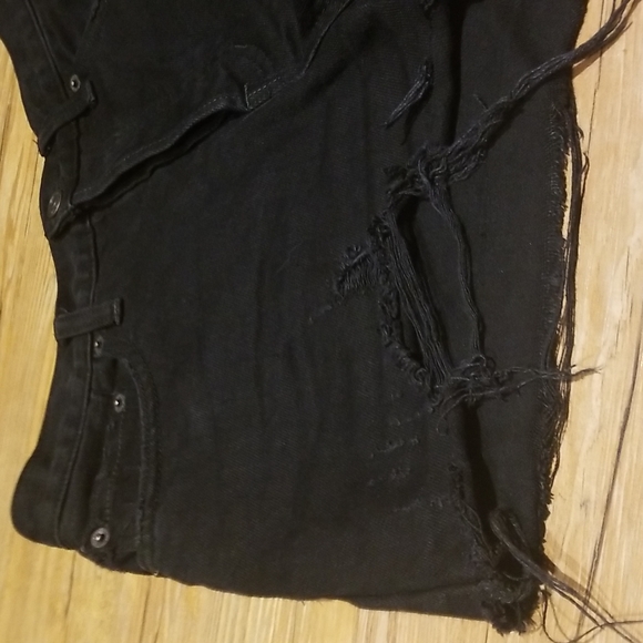 We The Free black button fly jean shorts sz 27 great condition - Picture 2 of 9